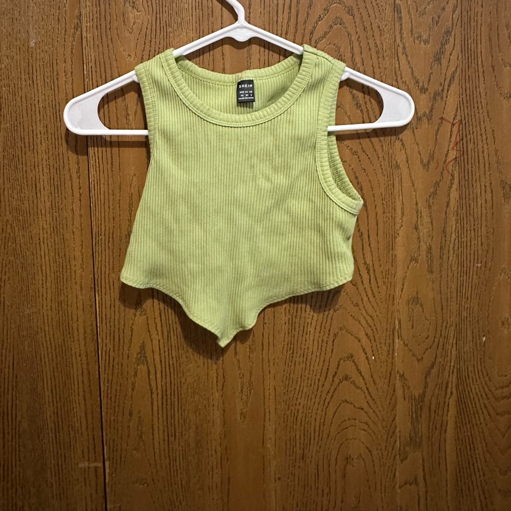 Cropped green tank top